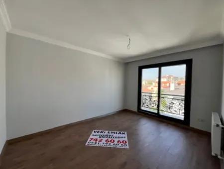 2 1 New Apartment For Sale With Closed Kitchen Near Seferihisar Sığacık Road