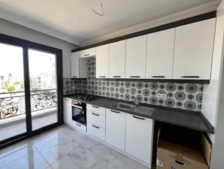 2 1 New Apartment For Sale With Closed Kitchen Near Seferihisar Sığacık Road