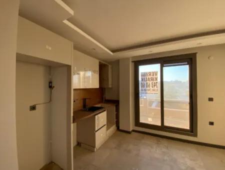 Ground Floor Rental Apartment In Seferihisar Gözsüz