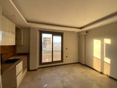 Ground Floor Rental Apartment In Seferihisar Gözsüz