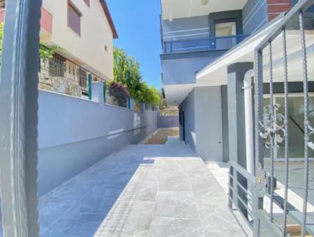 Triplex Villa For Sale With Sea And Nature Views In Doğanbeyde Complex