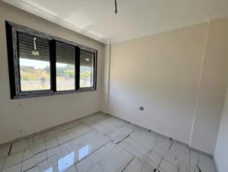 4 2 Nature View Villa For Sale In Güzelçiftlik Complex In Renovation Zero Condition