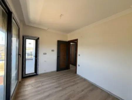 4 2 Nature View Villa For Sale In Güzelçiftlik Complex In Renovation Zero Condition