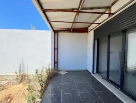 4 2 Nature View Villa For Sale In Güzelçiftlik Complex In Renovation Zero Condition