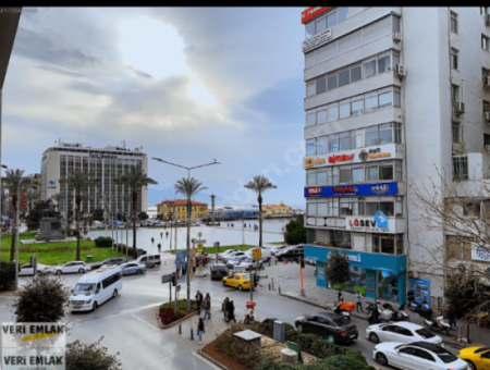 In Alsancak Cumhuriyet Square, On Cumhuriyet Boulevard, İşbank, Tskb, Fibabank, Soupci İsmet, In An Easy-To-Reach Location, Rental Office,