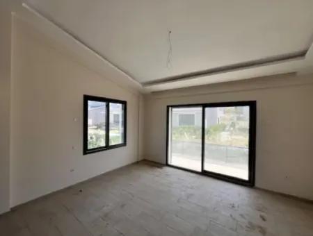 3 1 New Villa For Sale With En-Suite Bathroom In Sığacık Girlen