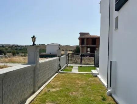 Fully Detached 3 1 ,160M2 New Villa In Seferihisar Akarca