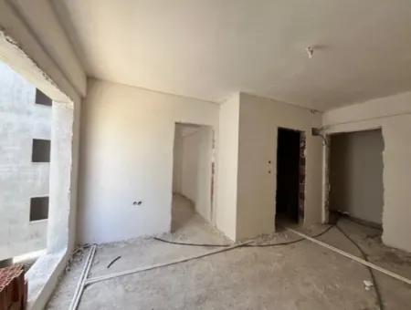 1 1, 55M2 Bargain Apartment In Seferihisar Center