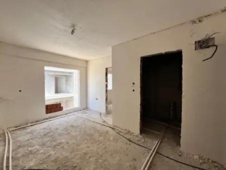 1 1, 55M2 Bargain Apartment In Seferihisar Center