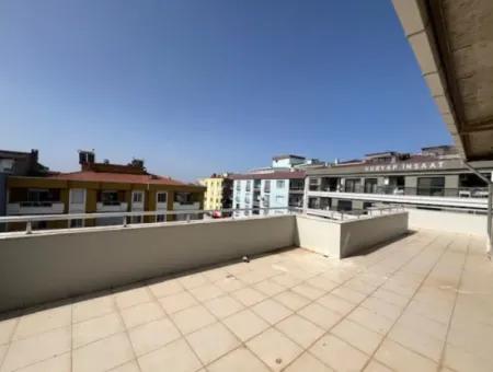 Near Seferihisar Courthouse, Corner Location, Duplex, 280M2, Apartment For Sale With Closed Kitchen