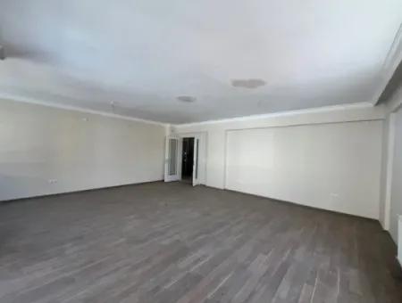 Near Seferihisar Courthouse, Corner Location, Duplex, 280M2, Apartment For Sale With Closed Kitchen