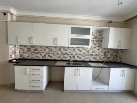 Near Seferihisar Courthouse, Corner Location, Duplex, 280M2, Apartment For Sale With Closed Kitchen