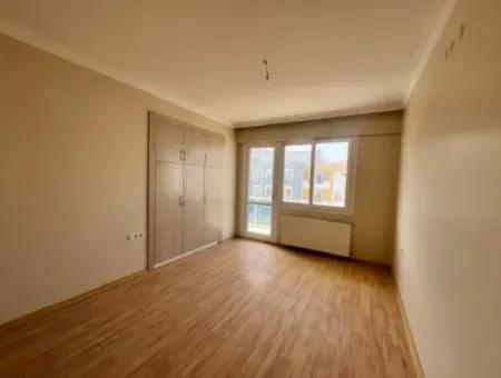 Near Seferihisar Courthouse, Corner Location, Duplex, 280M2, Apartment For Sale With Closed Kitchen