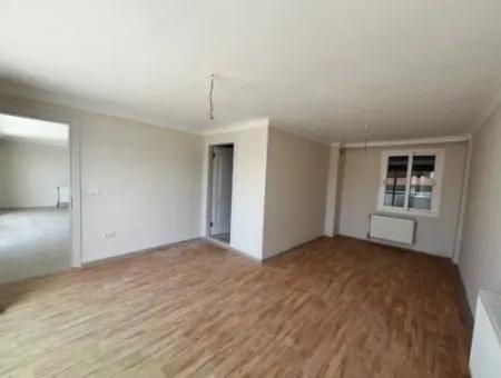 Near Seferihisar Courthouse, Corner Location, Duplex, 280M2, Apartment For Sale With Closed Kitchen