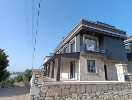 450M 3 1, 160M2 Kelepir New Villa To The Sea In Seferihisar Elmastaş