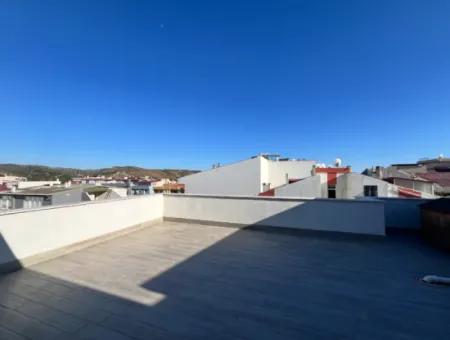 5 In 1, 240M2 Double Terrace Duplex Apartment Near Seferihisar Courthouse