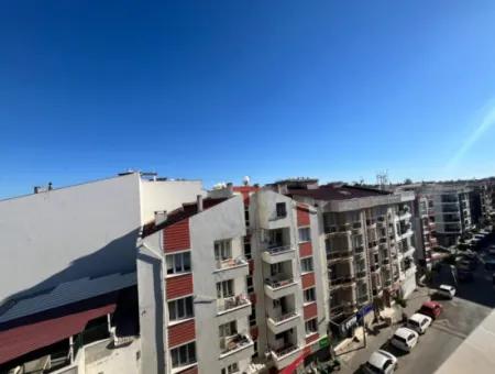 5 In 1, 240M2 Double Terrace Duplex Apartment Near Seferihisar Courthouse