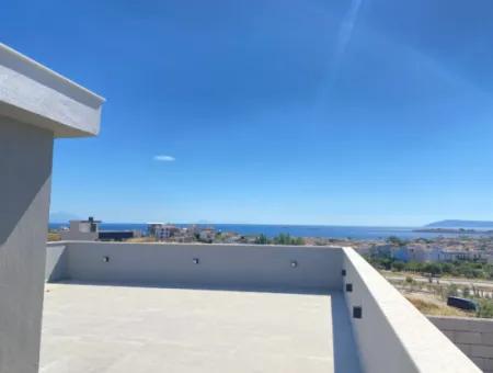 3 1 Duplex Villa For Sale With Sea View Pool And Parking Lot In Seferihisar Akarcada