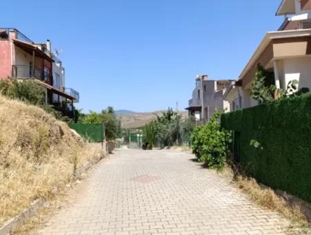 Seferihisar Çevrekent Complex Villa Zoned Bargain Land For Sale