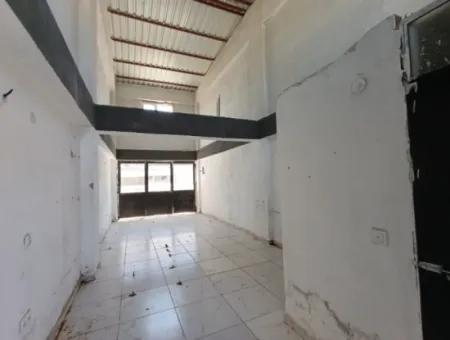 75M2 Shop For Rent In Seferihisar Sanayii Site