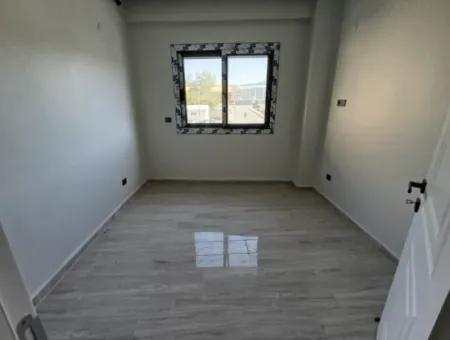 Centrally Located New Apartment In Seferihisar!