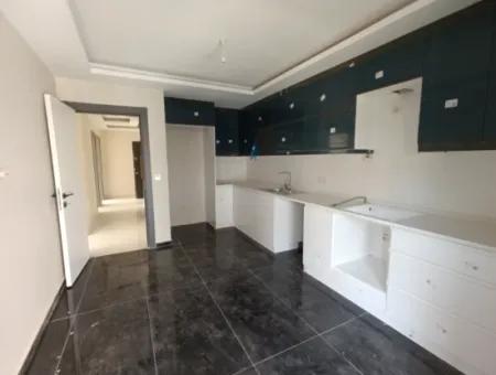 Investment Opportunity In Gözsüzler: Modern And Spacious Apartment!