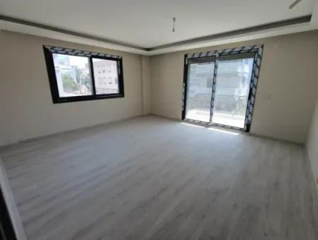 Investment Opportunity In Gözsüzler: Modern And Spacious Apartment!