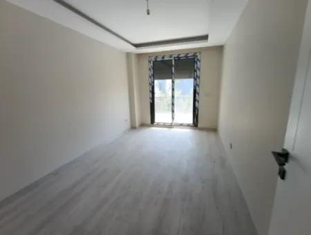 Investment Opportunity In Gözsüzler: Modern And Spacious Apartment!