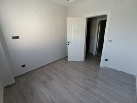 In The Center Of Seferihisar, 2 1, Brand New Apartment With Balcony!