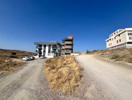 Investment Opportunity In Seferihisar Çolakibrahim: Land With High Profit Potential!