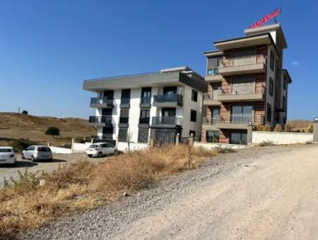 Investment Opportunity In Seferihisar Çolakibrahim: Land With High Profit Potential!