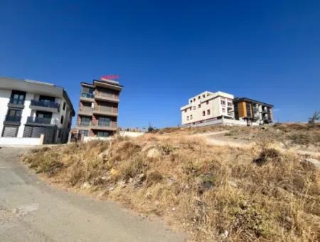 Investment Opportunity In Seferihisar Çolakibrahim: Land With High Profit Potential!