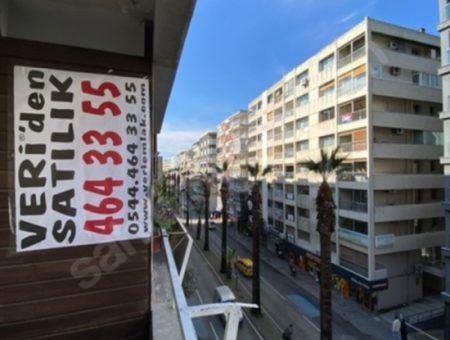 Flat For Sale On Alsancak Talatpaşa Boulevard, In The Location Of Talatpaşa Migros And Vakıfbank