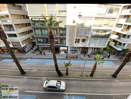 Flat For Sale On Alsancak Talatpaşa Boulevard, In The Location Of Talatpaşa Migros And Vakıfbank