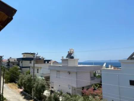 Within Walking Distance Of The Sea In Seferihisar Akarcada, 3 1 Cottage For Sale