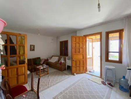 Within Walking Distance Of The Sea In Seferihisar Akarcada, 3 1 Cottage For Sale