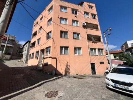 Investment Apartment In Seferihisar Camikebir District!