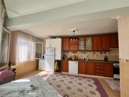 Investment Apartment In Seferihisar Camikebir District!