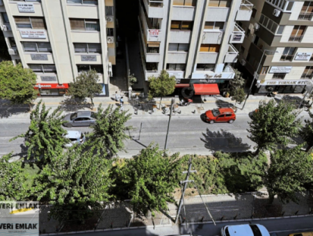 Flat For Sale On Alsancak Poet Eşref Boulevard With Fair View