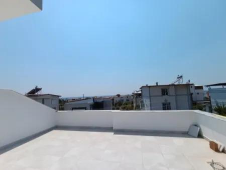 3 In 1 Duplex Villa For Sale In Seferihisar Akarca, 100 M To The Sea, With Large Garden