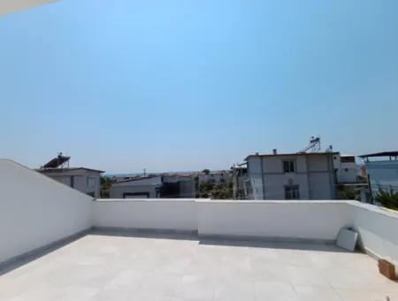 3 In 1 Duplex Villa For Sale In Seferihisar Akarca, 100 M To The Sea, With Large Garden