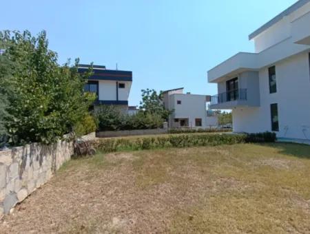 3 In 1 Duplex Villa For Sale In Seferihisar Akarca, 100 M To The Sea, With Large Garden