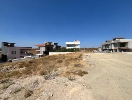 Two Villas Can Be Built! Land For Sale In Seferihisar Tepecik Mahallesi Akarca Region