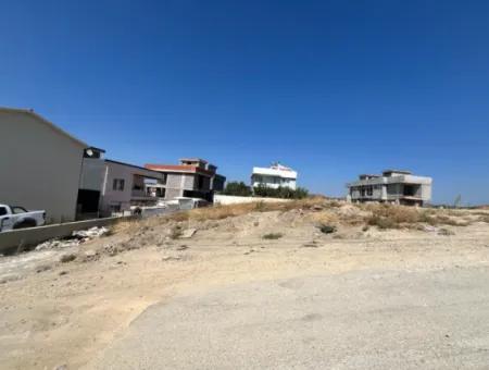 Two Villas Can Be Built! Land For Sale In Seferihisar Tepecik Mahallesi Akarca Region