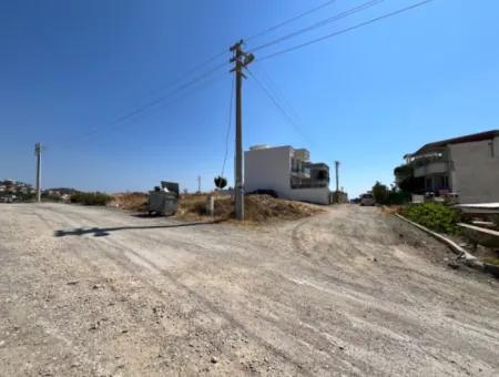 Two Villas Can Be Built! Land For Sale In Seferihisar Tepecik Mahallesi Akarca Region