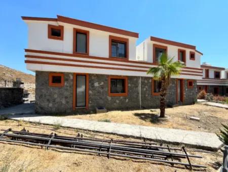 Luxury Villa In Seferihisar Haritacılar - Close To The Sea, Architectural Wonder