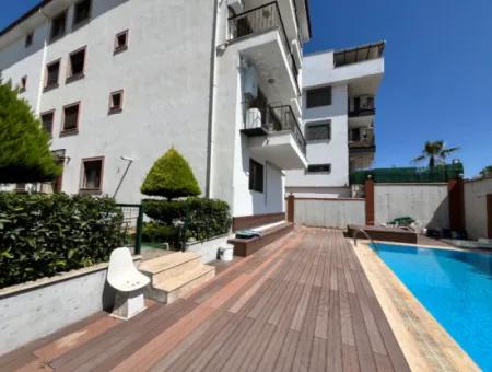 Great Apartment In A Complex With Pool In Seferihisar!