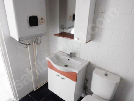 Apartment For Rent In Alsancak Gündoğdu Square