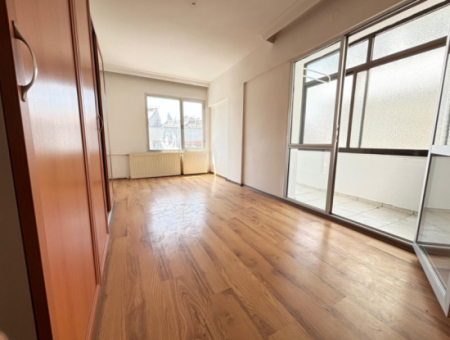 Apartment For Rent Near Alsancak Indoor Sports Hall