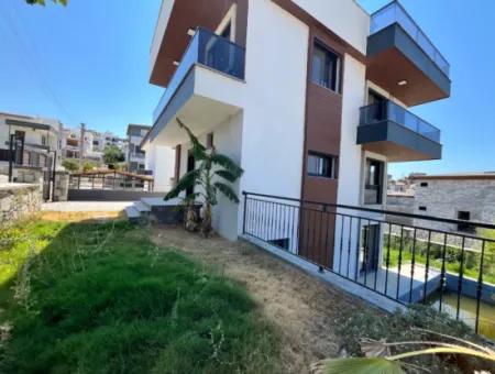 Dream Villa With Pool And Elevator In Akarca, Elmastaş Mevkii!